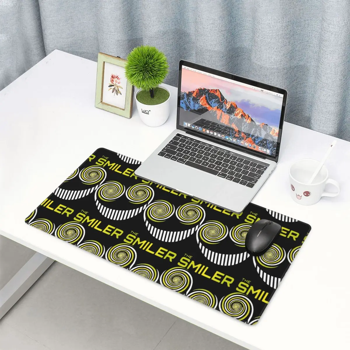 Large Mouse Pad The Smiler Alt - Laptop Accessories Uk reseña y precio